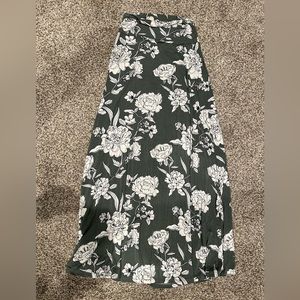Market & Spruce Maxi Skirt